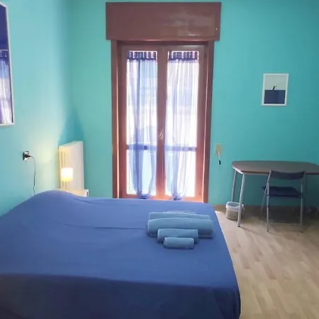 Family And Friends House Apartment